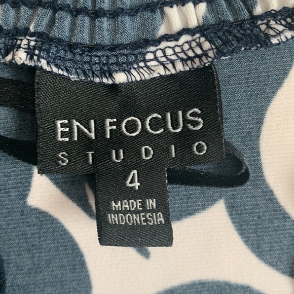 Enfocus Studio White & Dark Navy Dress | Size 4 - Picture 3 of 3